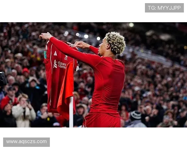 曼联 9 号位争夺战白热化！埃基蒂克成红魔利物浦切尔西三强猎物(1)